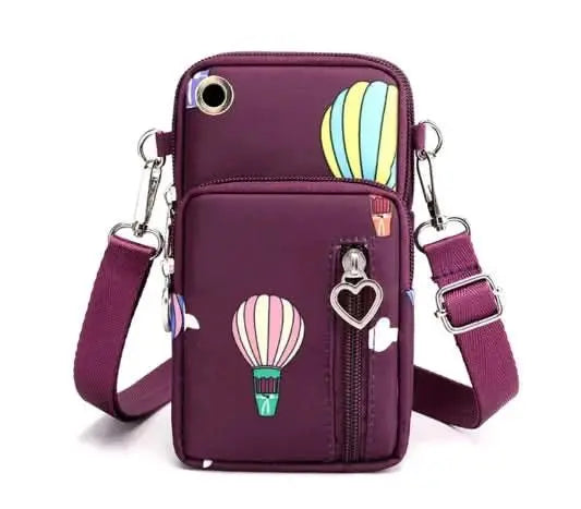 Bolsa Cruzada ProCare™ Mujer – Ultraligera, Casual y Funcional para Guardias Médicas.