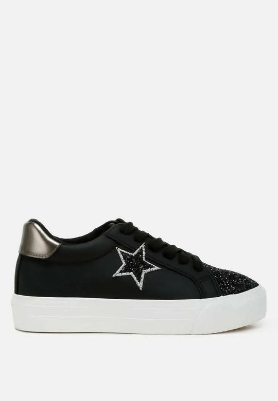 Merida Chunky Glitter – Sneakers Urbanos con Estrella Metálica y Plataforma.